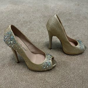 Fabulicious Rhinestone heels